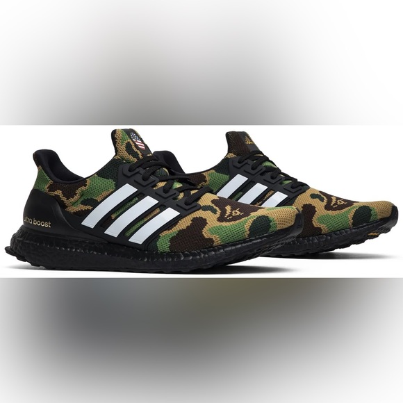 A Bathing Ape x UltraBoost 4.0 'Green Camo' - Picture 8 of 8